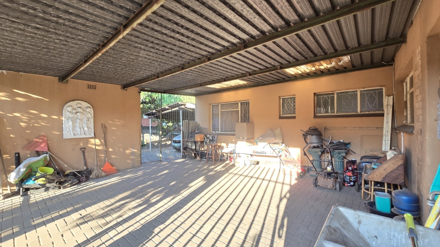 3 Bedroom Property for Sale in Oos Einde North West
